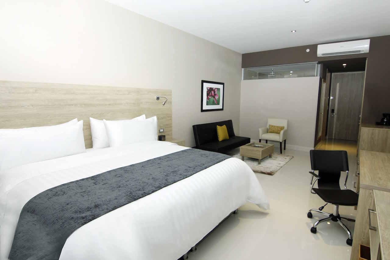 Ghl Collection Barranquilla Hotel Eksteriør bilde A room at the hotel
