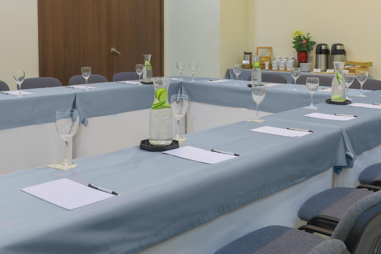 Ghl Collection Barranquilla Hotel Eksteriør bilde Meeting room