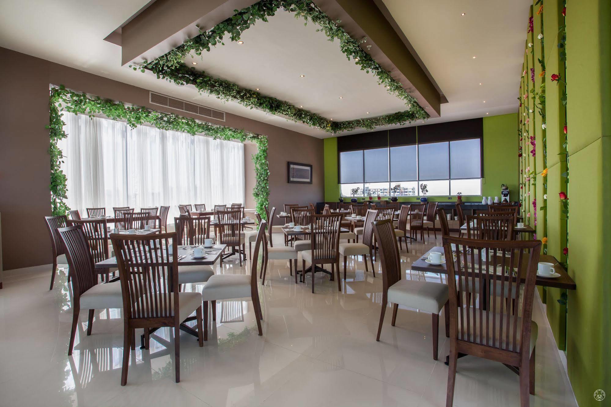 Ghl Collection Barranquilla Hotel Eksteriør bilde The restaurant